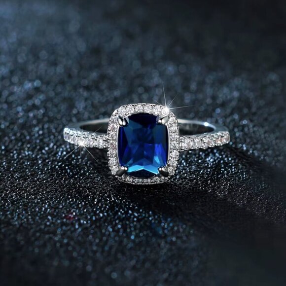 NEW 18k White Gold Blue Sapphire Diamond Ring Cushion Cut Ring - Picture 2 of 3